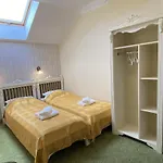 Dworek Bursztynowy Couette-café Karwia