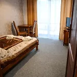 Dworek Bursztynowy Couette-café Karwia