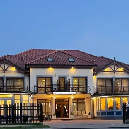 Dworek Bursztynowy Karwia