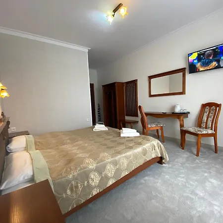 Dworek Bursztynowy 3* Karwia