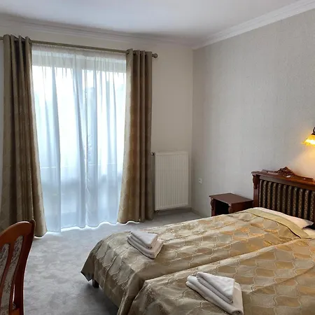Bed & Breakfast Dworek Bursztynowy Karwia