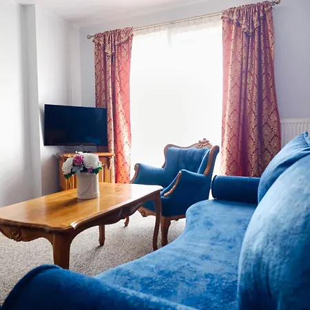 Bed & Breakfast Dworek Bursztynowy Karwia