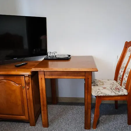 Dworek Bursztynowy 3*