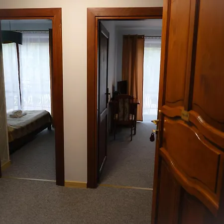 Bed & Breakfast Dworek Bursztynowy