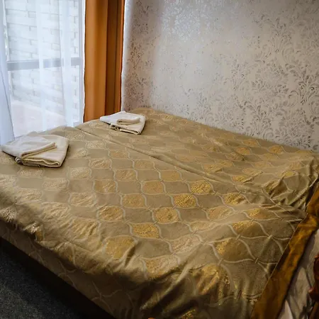 Bed & Breakfast Dworek Bursztynowy Karwia