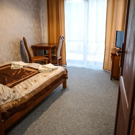 Dworek Bursztynowy Bed & Breakfast Karwia