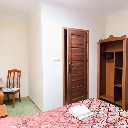 Dworek Bursztynowy 3* Karwia