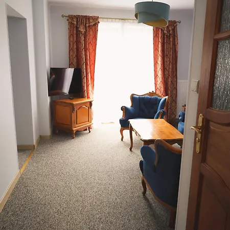 Bed & Breakfast Dworek Bursztynowy