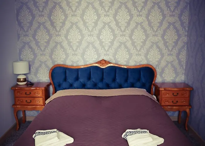 Dworek Bursztynowy Bed & Breakfast Karwia