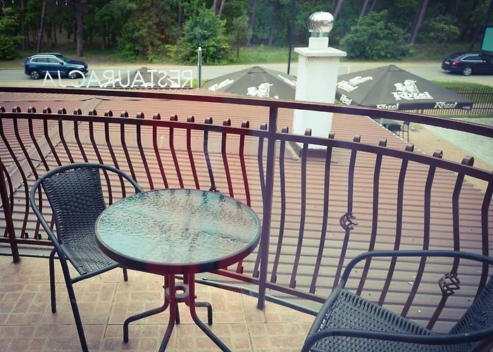 Dworek Bursztynowy Bed & Breakfast Karwia