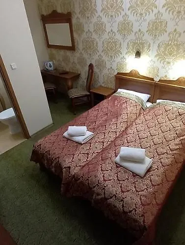 Dworek Bursztynowy 3* Karwia