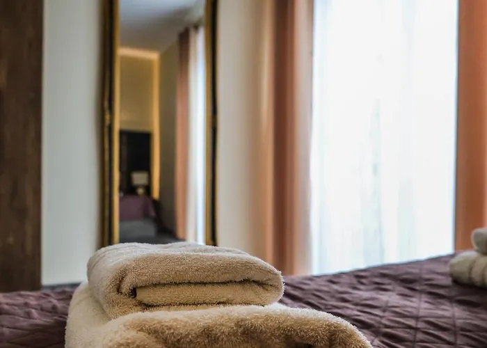 Bed & Breakfast Dworek Bursztynowy 3*